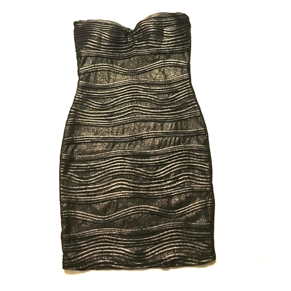 Body-con dress